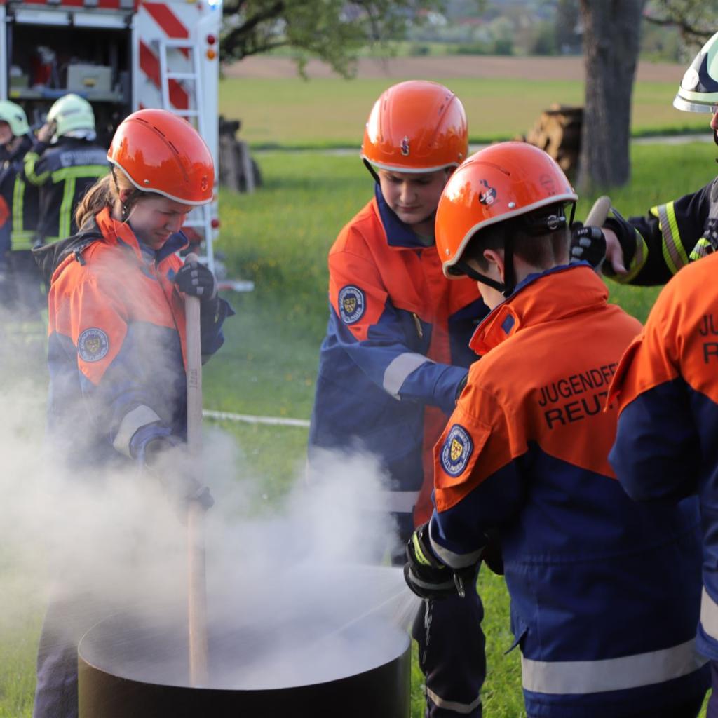 2024: Schauübung der Jugendfeuerwehr der freiwilligen Feuerwehr Mittelstadt (Quelle: Freiwillige Feuerwehr - Abteilung Mittelstadt)